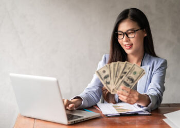 MMO Là Gì – 6 Lý Do Bạn Nên Làm MMO Ngay Hôm Nay